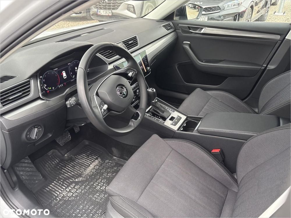 Skoda Superb 2.0 TSI Style DSG - 9