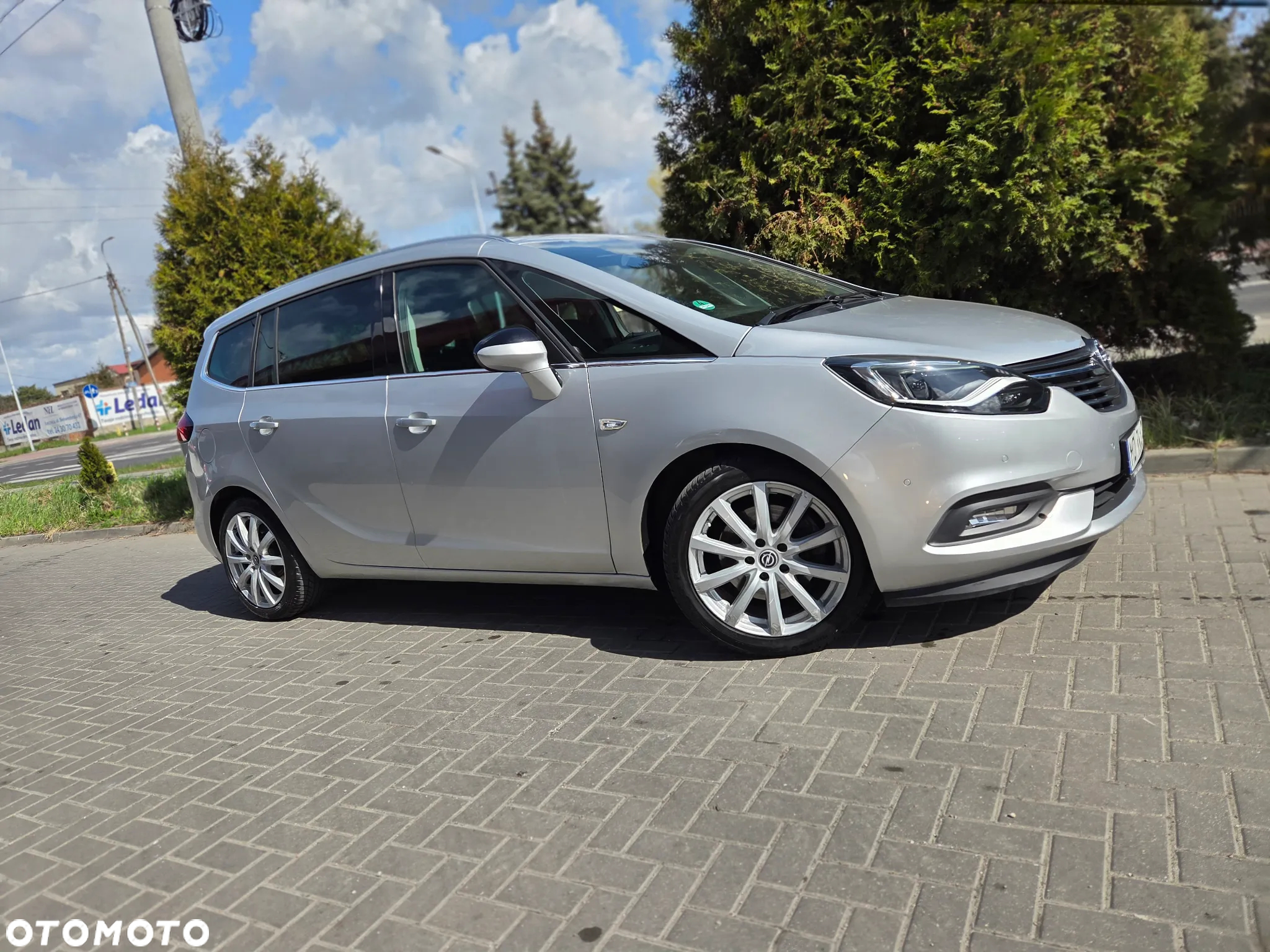 Opel Zafira 2.0 D (CDTI) Automatik Innovation - 19