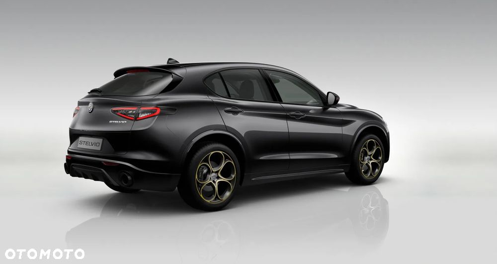 Alfa Romeo Stelvio 2.0 Turbo Intensa Q4 - 3