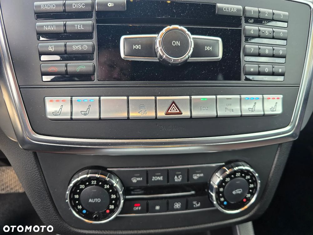 Mercedes-Benz ML - 24