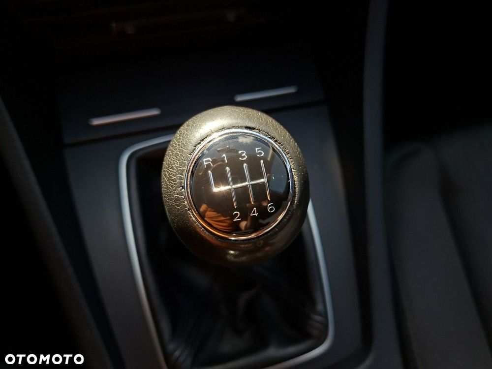 Audi A4 Avant 2.0 TDI - 21