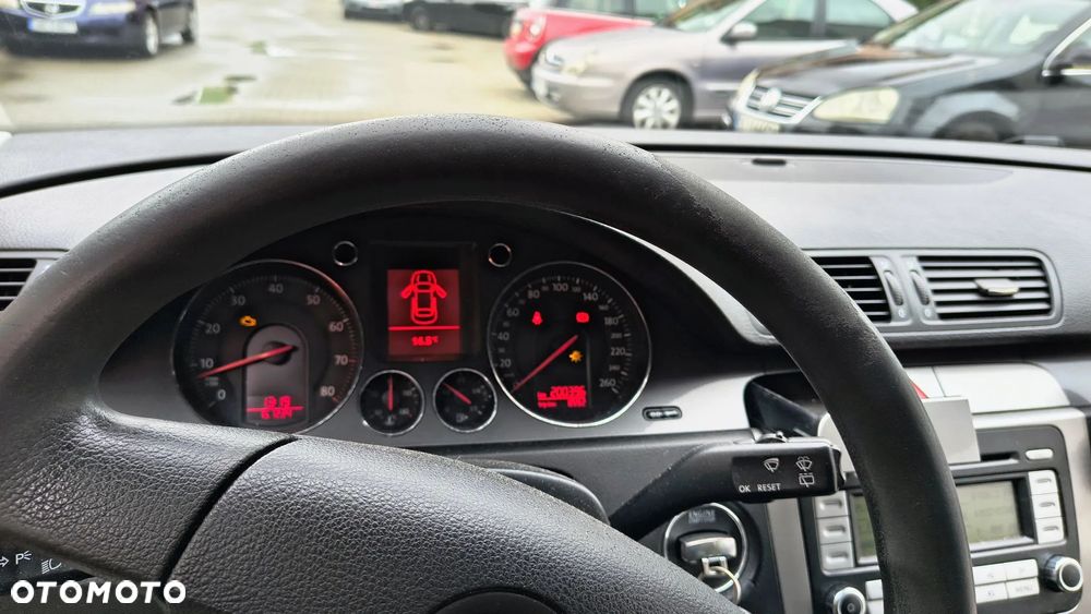 Volkswagen Passat Variant 2.0 FSI Trendline - 7