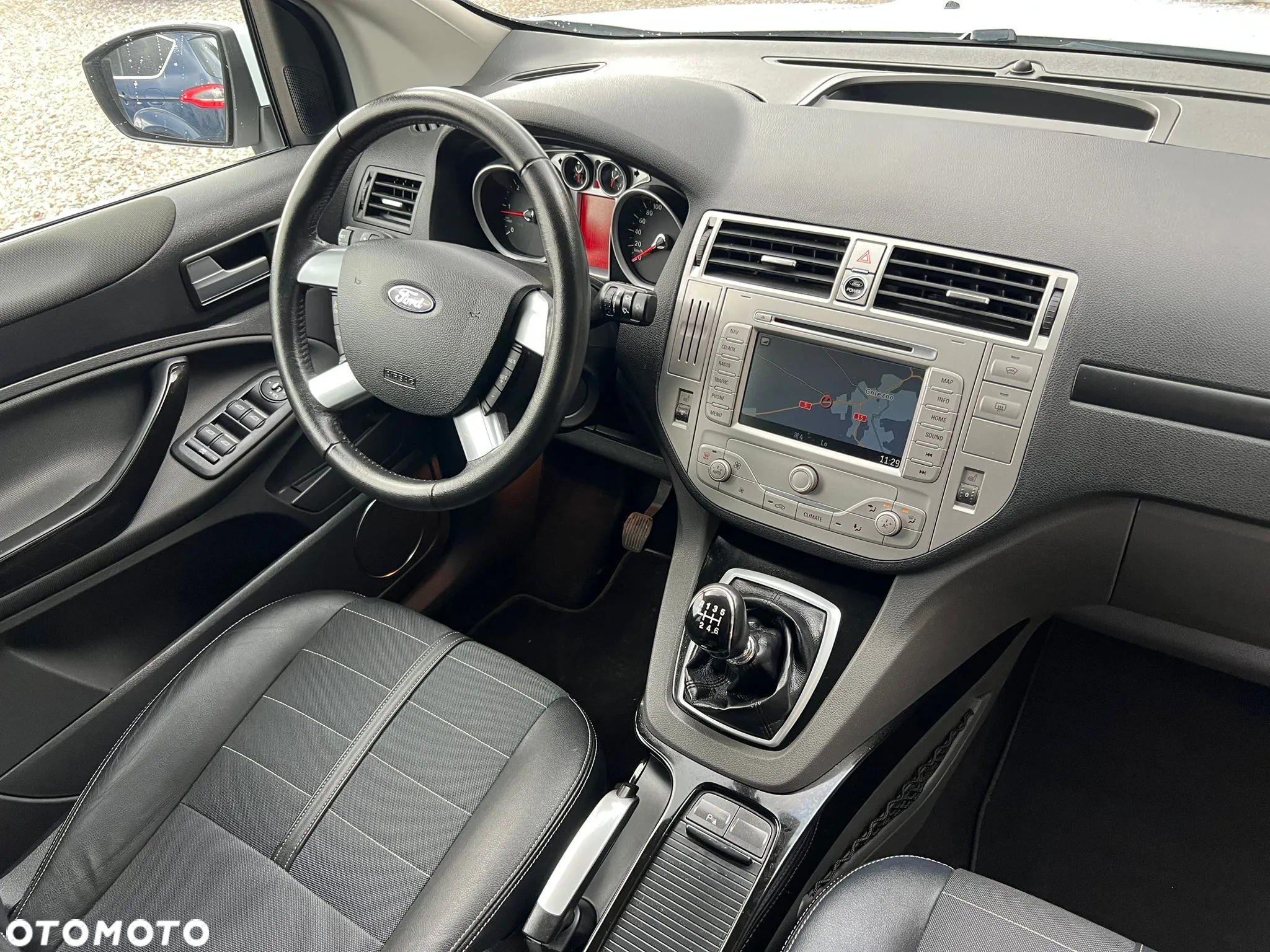 Ford Kuga 2.0 TDCi 4WD Titanium - 17