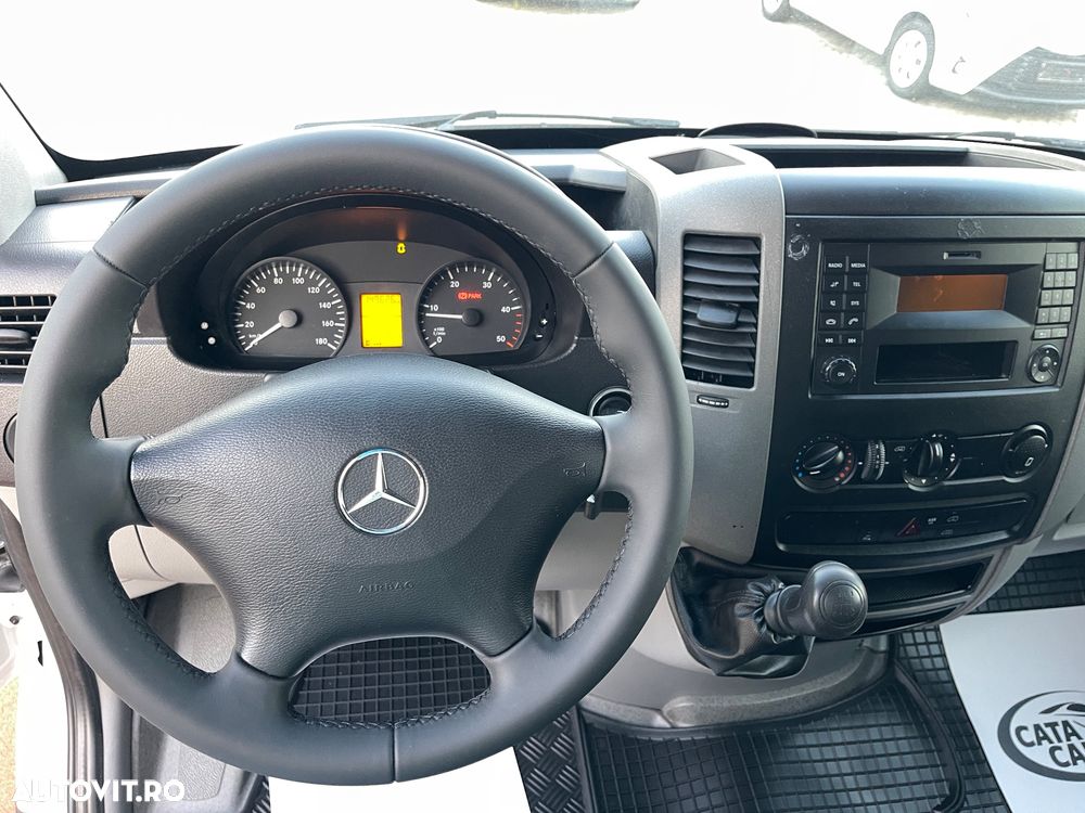 Mercedes-Benz Sprinter 211CDI  MEDIU - 23