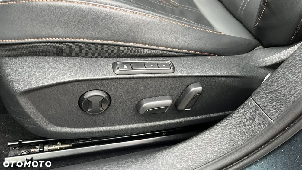 Cupra Formentor 1.4 e-Hybrid DSG Priority - 13