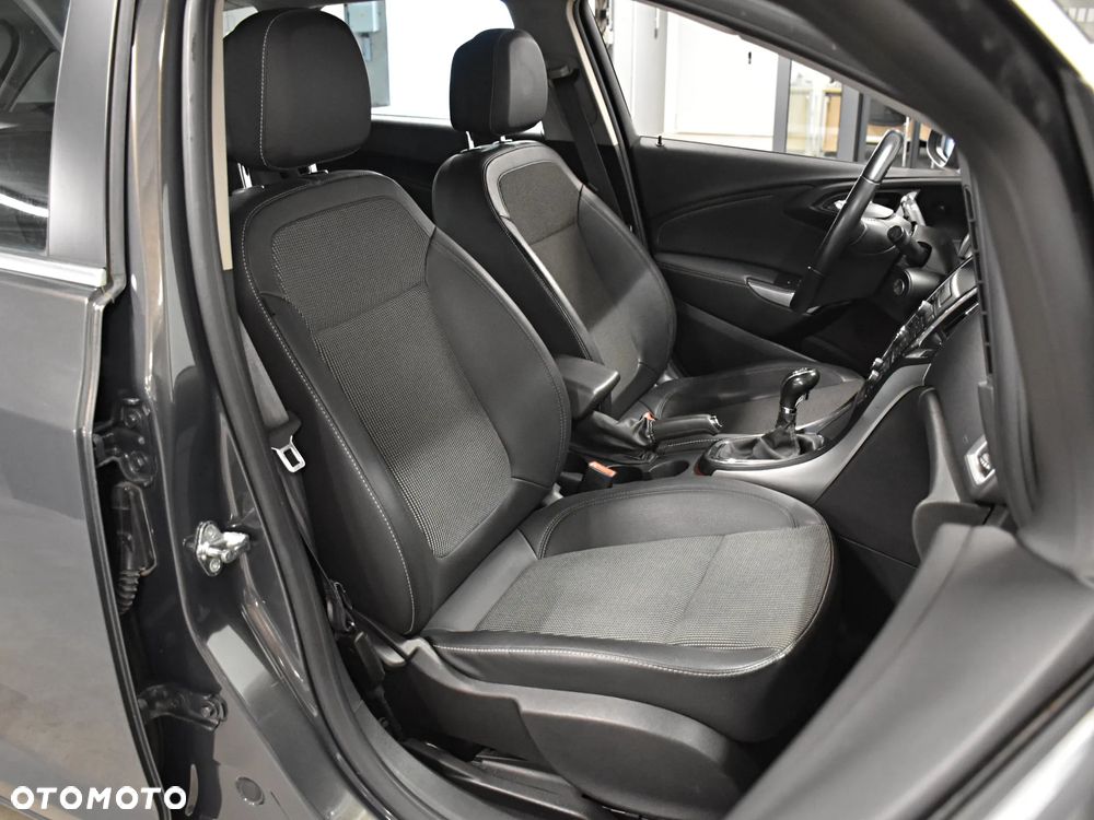 Opel Astra 1.7 CDTI Cosmo - 12