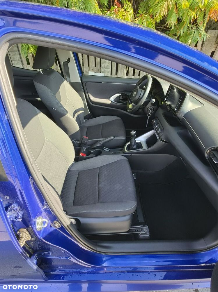 Toyota Yaris 1.5 Comfort - 13