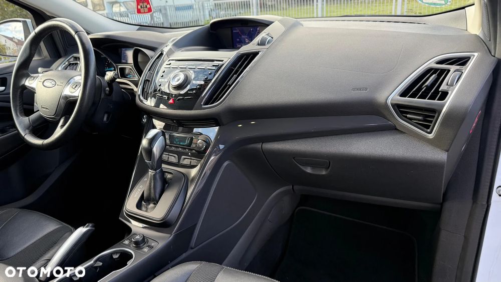 Ford Kuga 2.0 TDCi 4WD Titanium Plus - 33