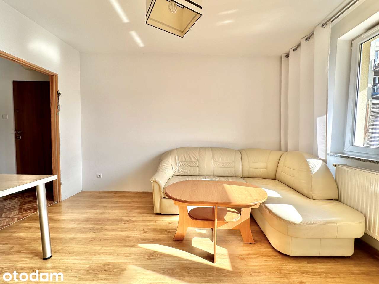 Dwustronne, jasne M | Dwa miejsca postojowe w cenie