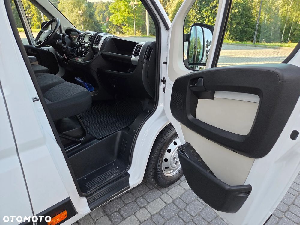 Fiat Ducato Furgon L4H2 Osobowy Stan BDB Finasowanie - 13
