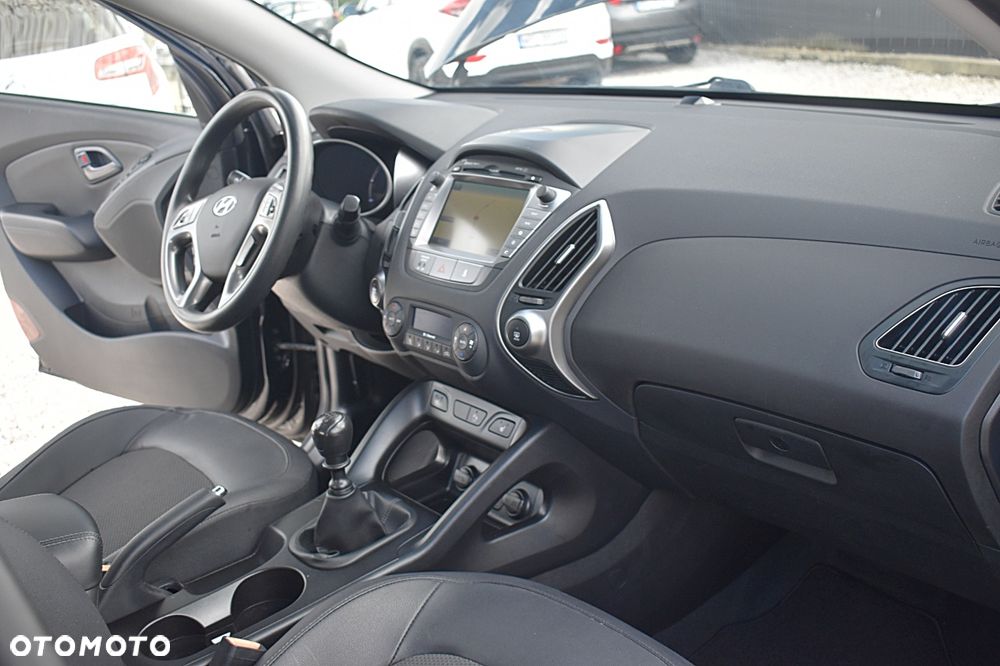 Hyundai ix35 1.7 CRDi Premium 2WD - 21