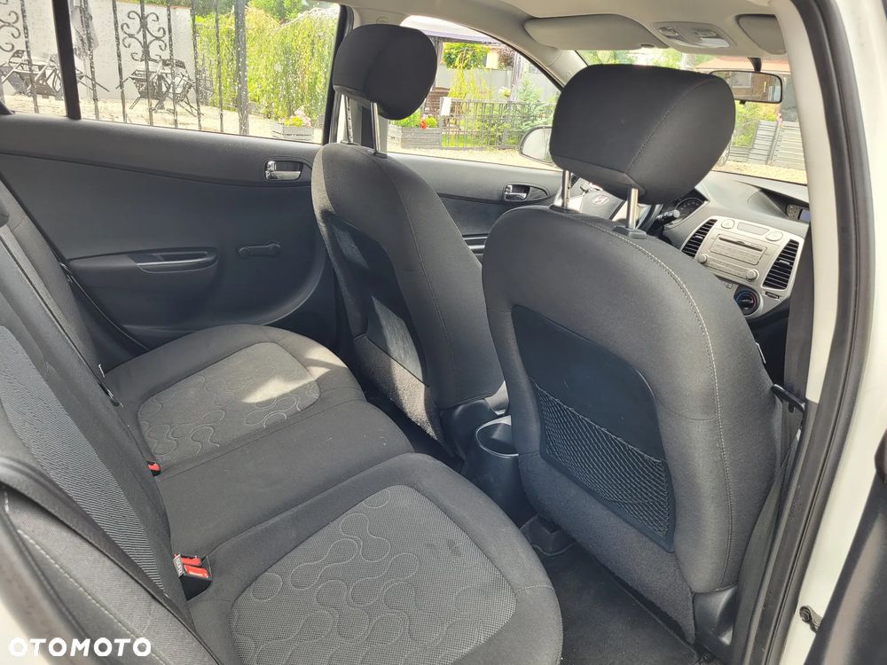 Hyundai i20 1.4 Comfort - 4