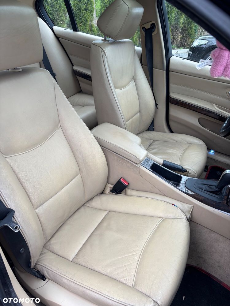 BMW Seria 3 325xi - 10