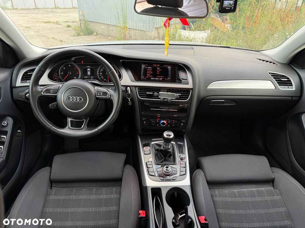 Audi A4 Avant 2.0 TDI - 14