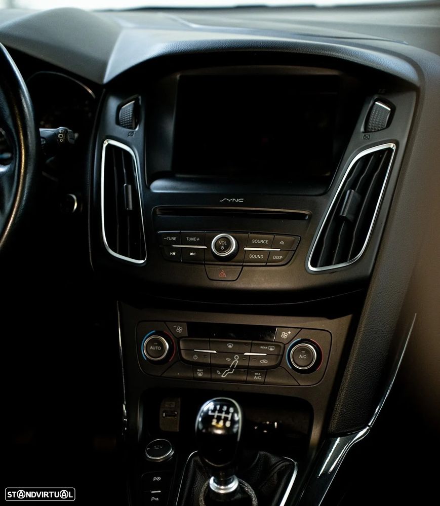 Ford Focus SW 1.5 TDCi Titanium - 16