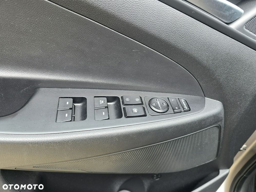 Hyundai Tucson 1.6 Turbo 4WD DCT Style - 23