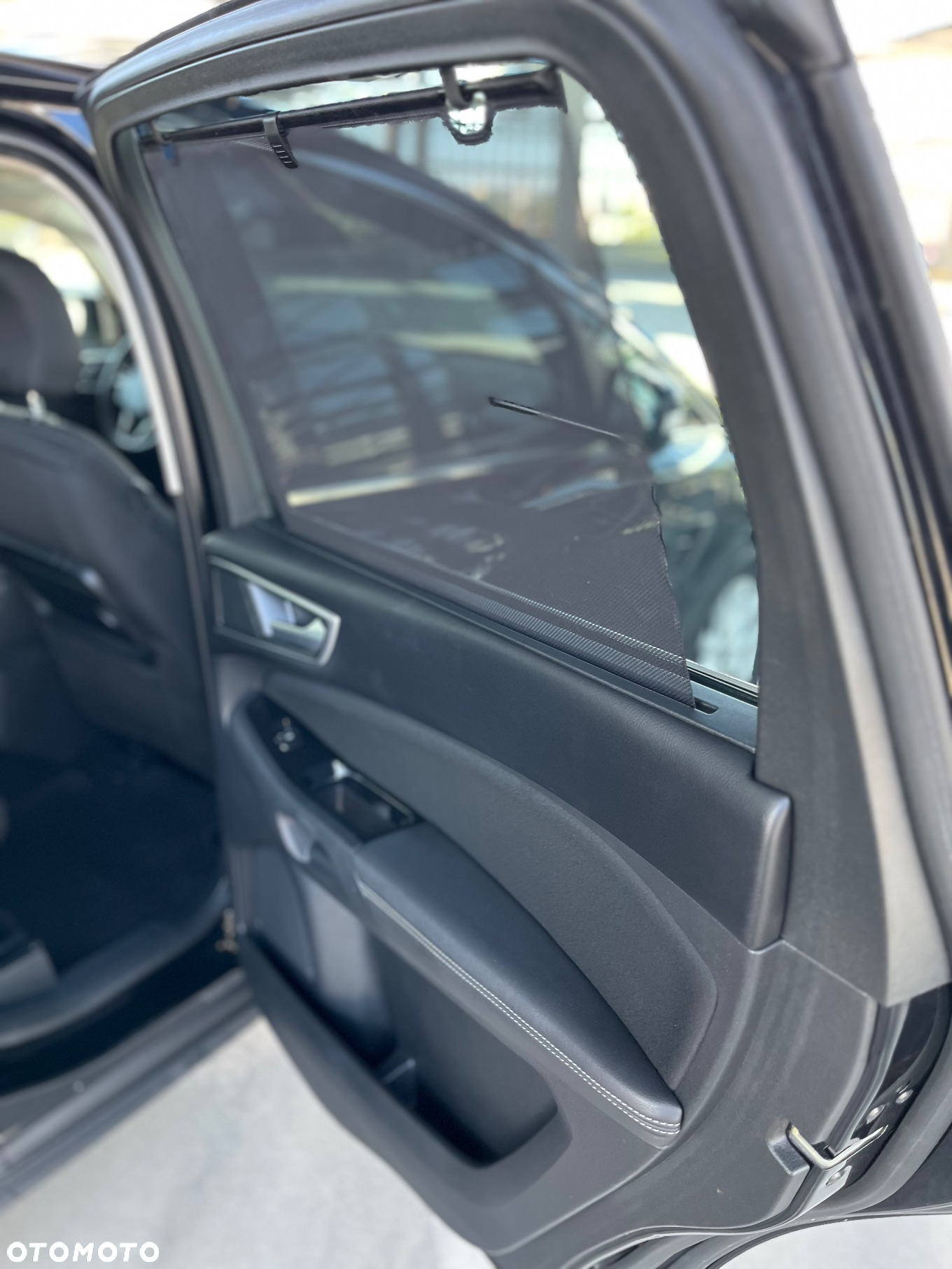 Ford S-Max - 24