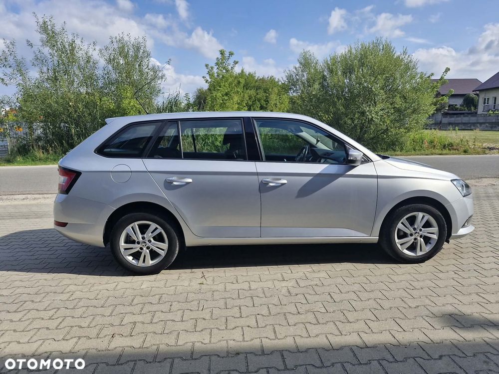 Skoda Fabia 1.0 TSI Ambition DSG - 12