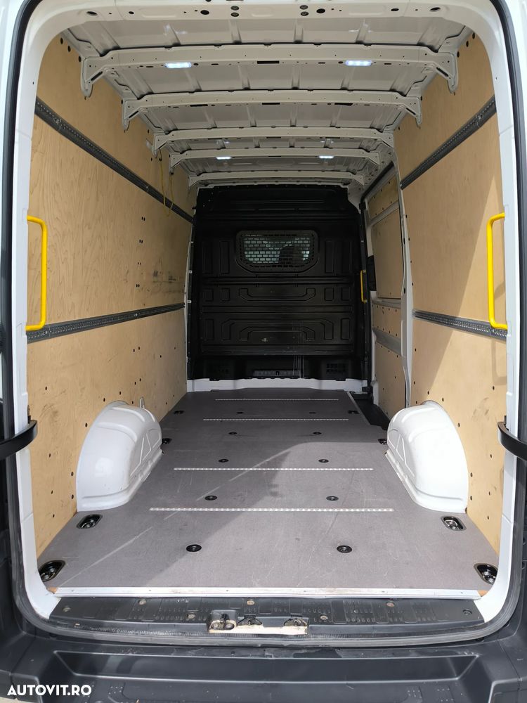 Volkswagen Crafter - 7