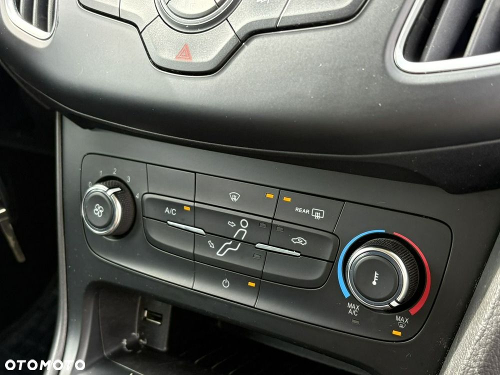 Ford Focus - 17