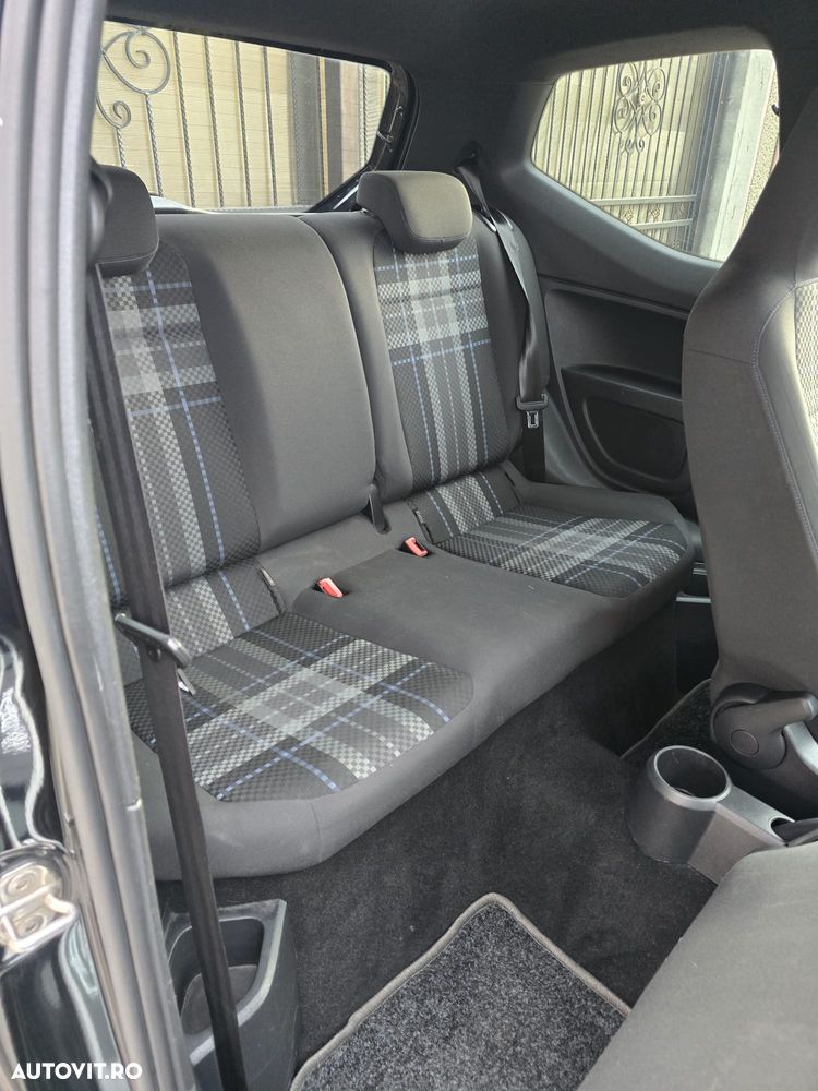 Volkswagen up! club - 13