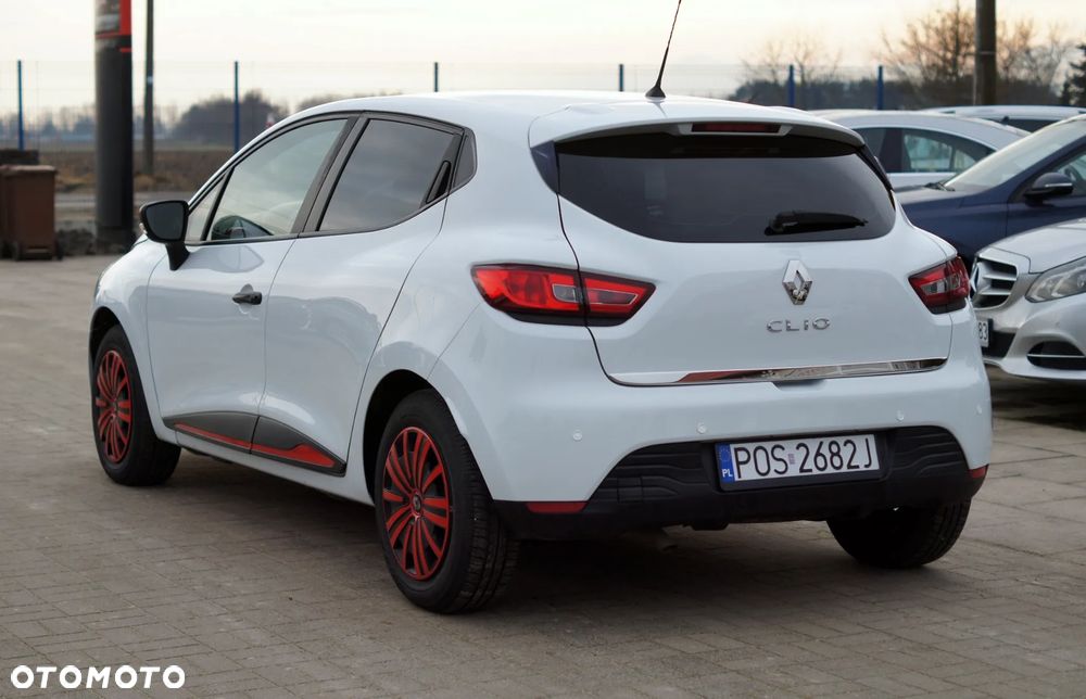 Renault Clio dCi 75 Expression - 6