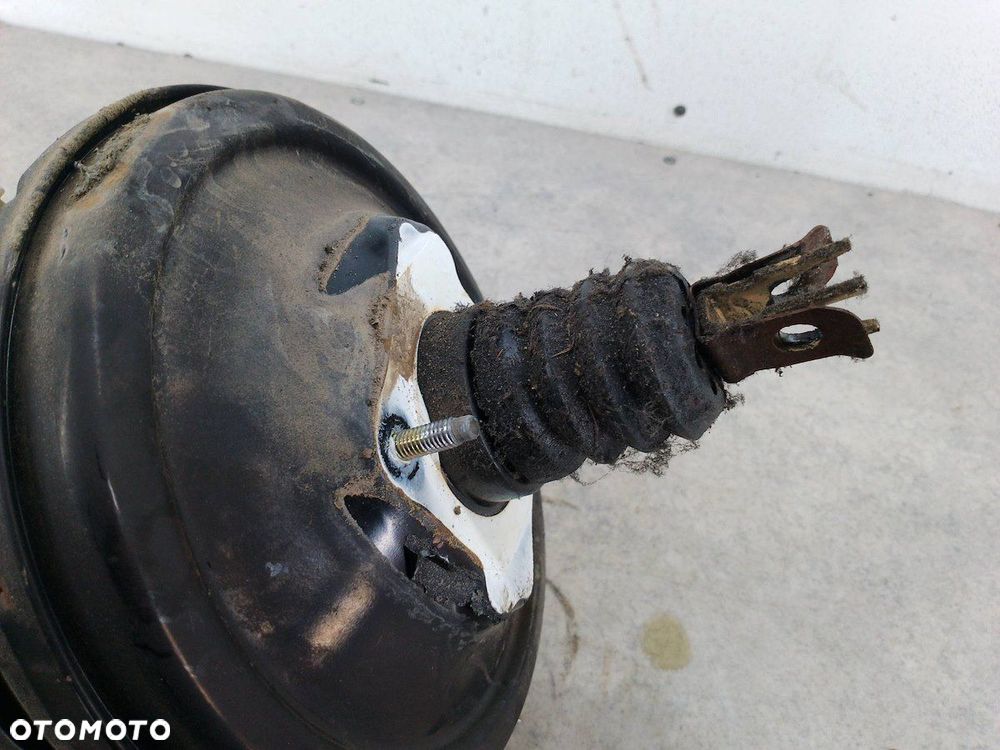 SERWO HAMULCOWE LAND ROVER DISCOVERY II 76049232  SJB102110 2.5 TD5 - 9