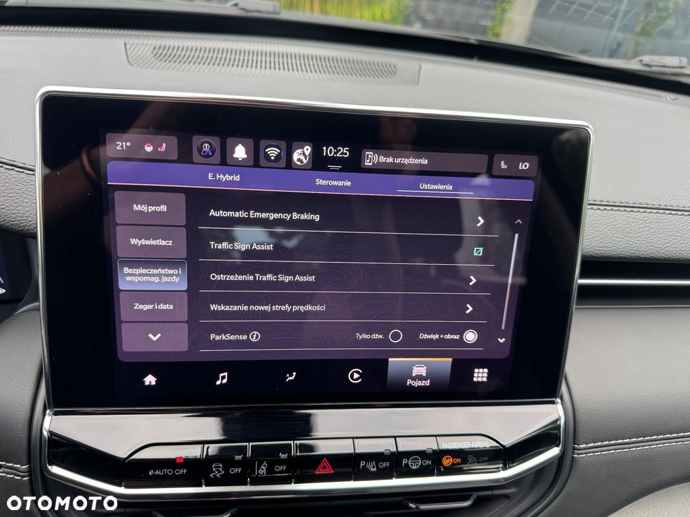 Jeep Compass 1.5 GSE T4 48V e-Hybrid Automatik Night Eagle - 23