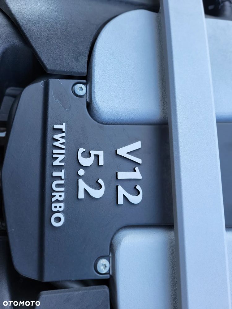 Aston Martin DB11 Launch Edition - 31