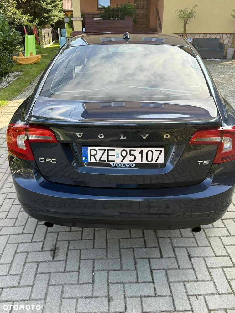 Volvo S60 2.5 T5 AWD - 8