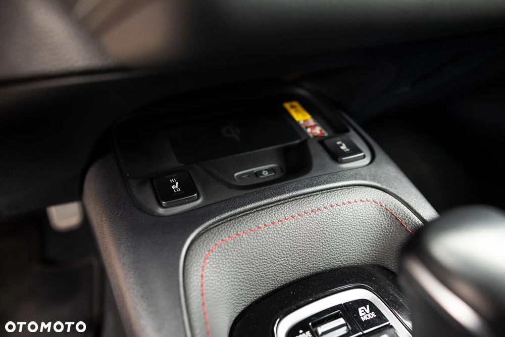 Toyota Corolla 1.8 Hybrid GR Sport - 22