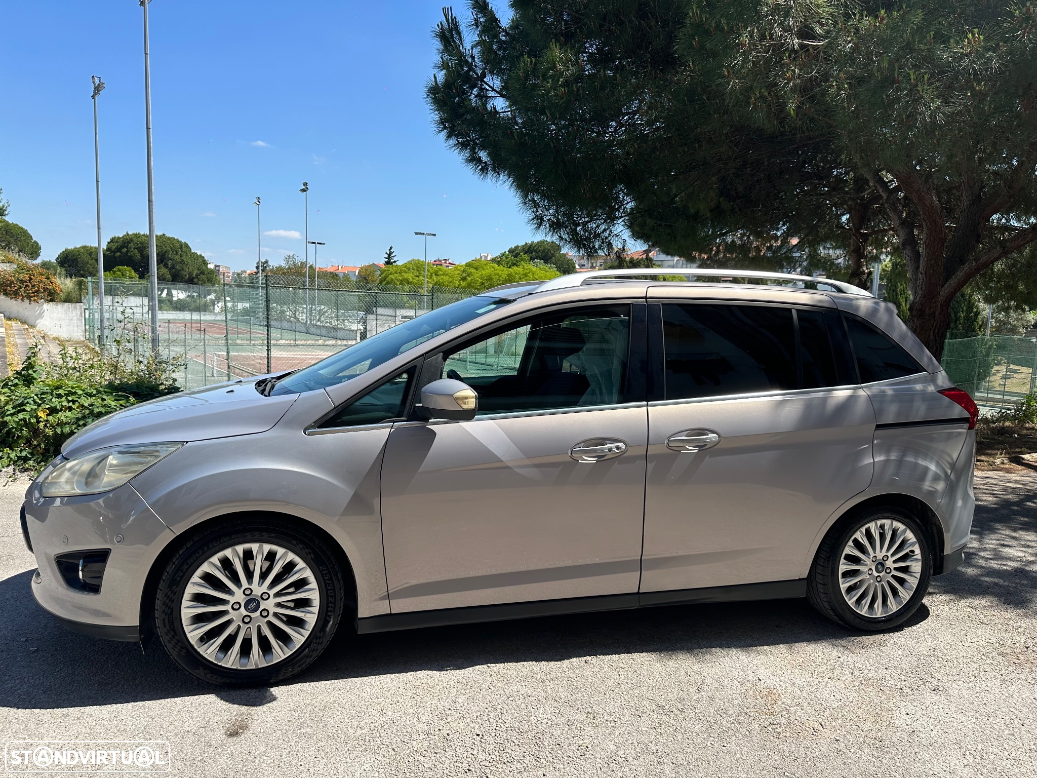 Ford Grand C-Max 1.6 TDCi Titanium - 12
