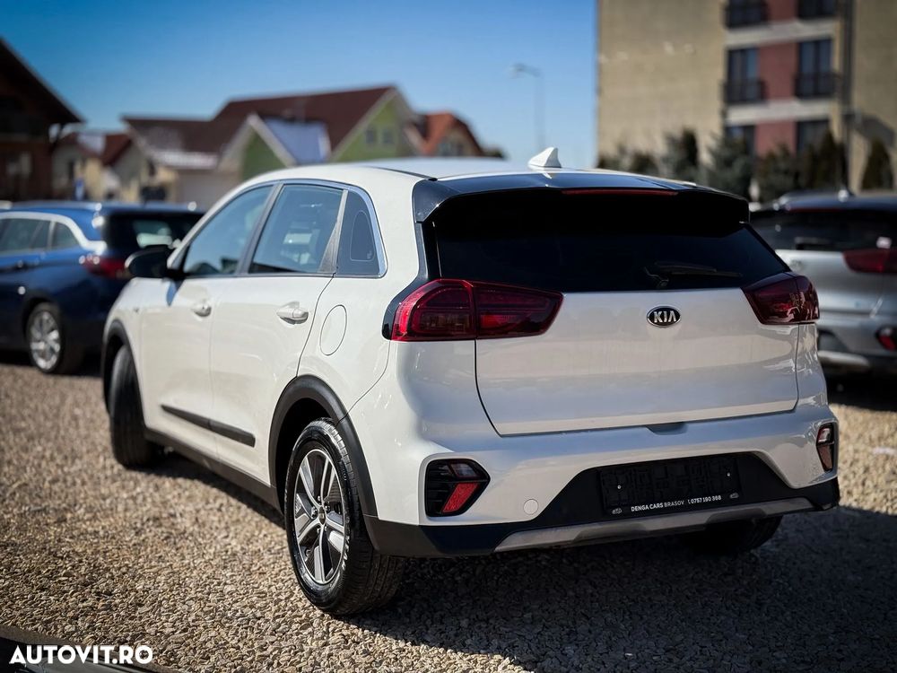Kia Niro 1.6 GDI HEV 2WD OPF Aut. Edition 7 - 3