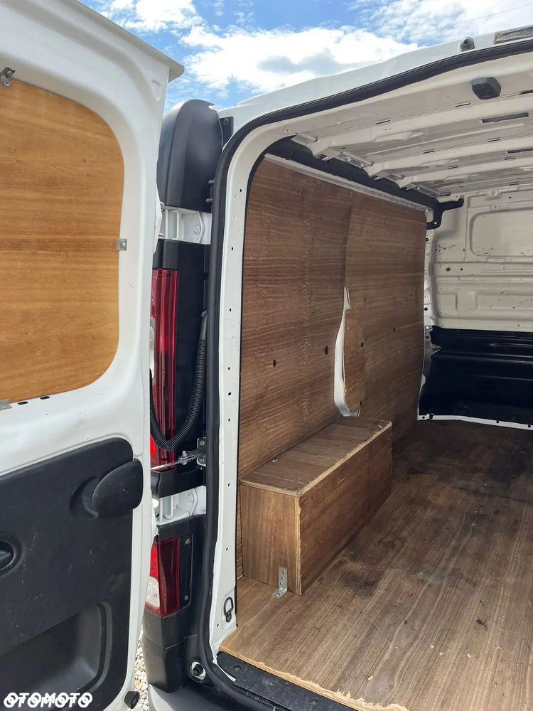 Opel VIVARO / 2018 / Import Francja - 13