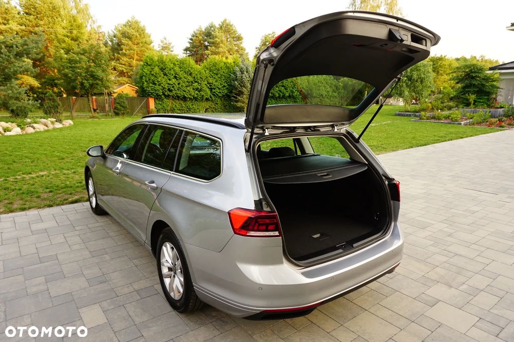 Volkswagen Passat Variant 1.5 TSI EVO Business DSG - 19