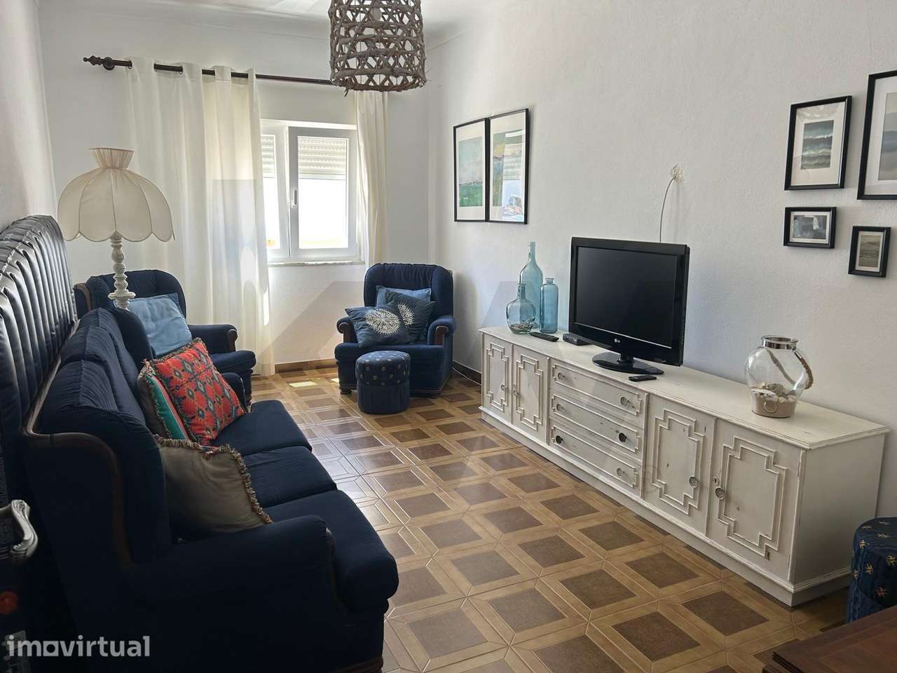 Moradia T2 com garagem, aproveitamento de sótão e amplo quintal em Vil - Grande imagem: 4/28