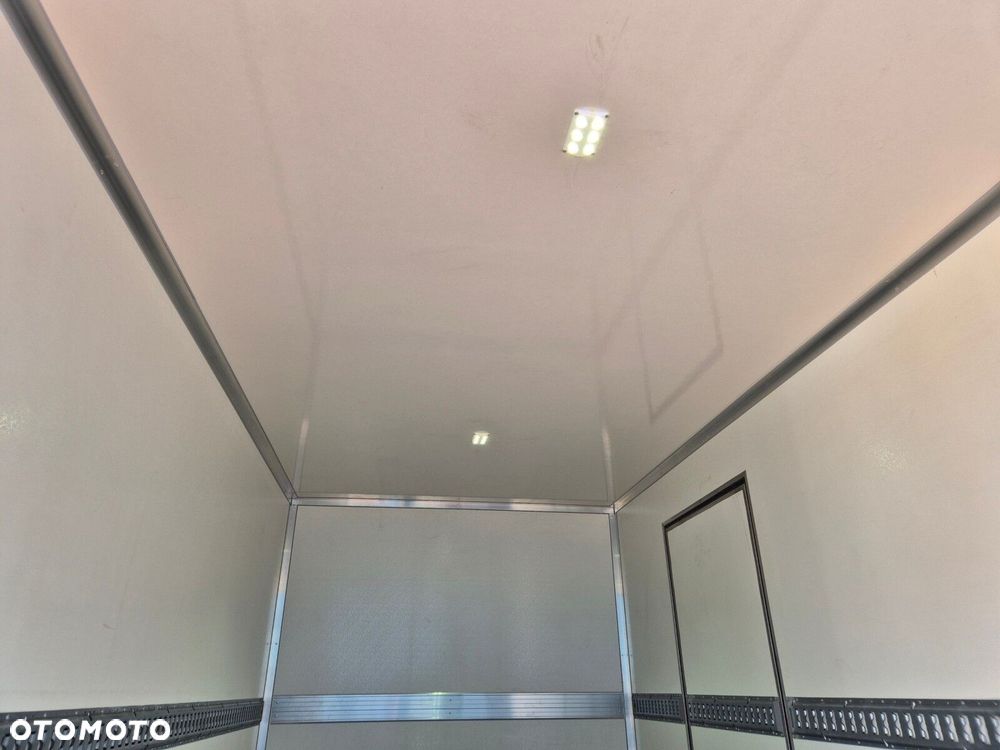 Mercedes-Benz Sprinter 317 CDI OM654 - 10