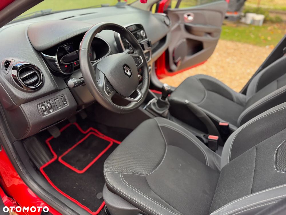 Renault Clio - 21