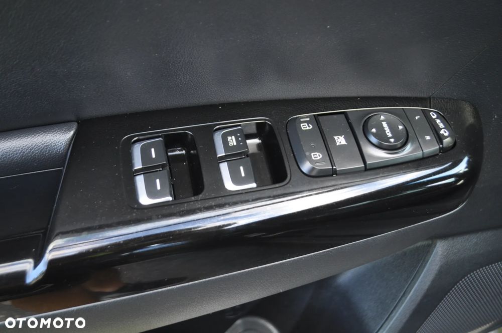 Kia Sportage 1.6 GDI Black Edition 2WD - 10