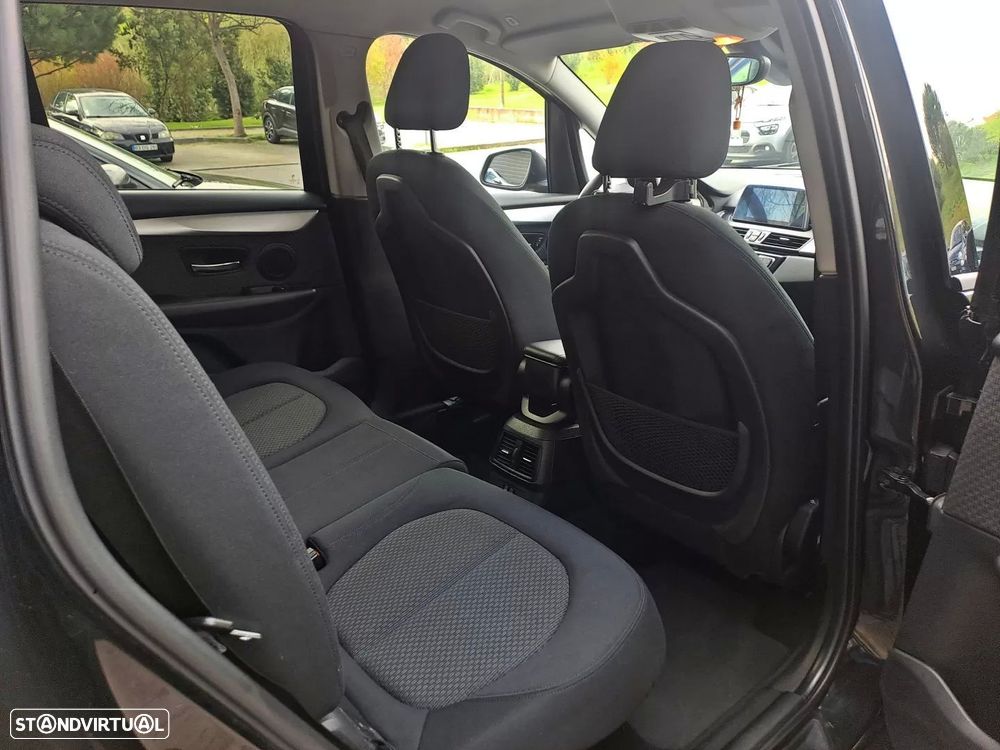 BMW 216 Gran Tourer i 7L Advantage - 24