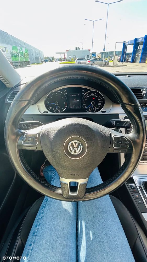 Volkswagen Passat 2.0 TDI DPF DSG Highline - 20