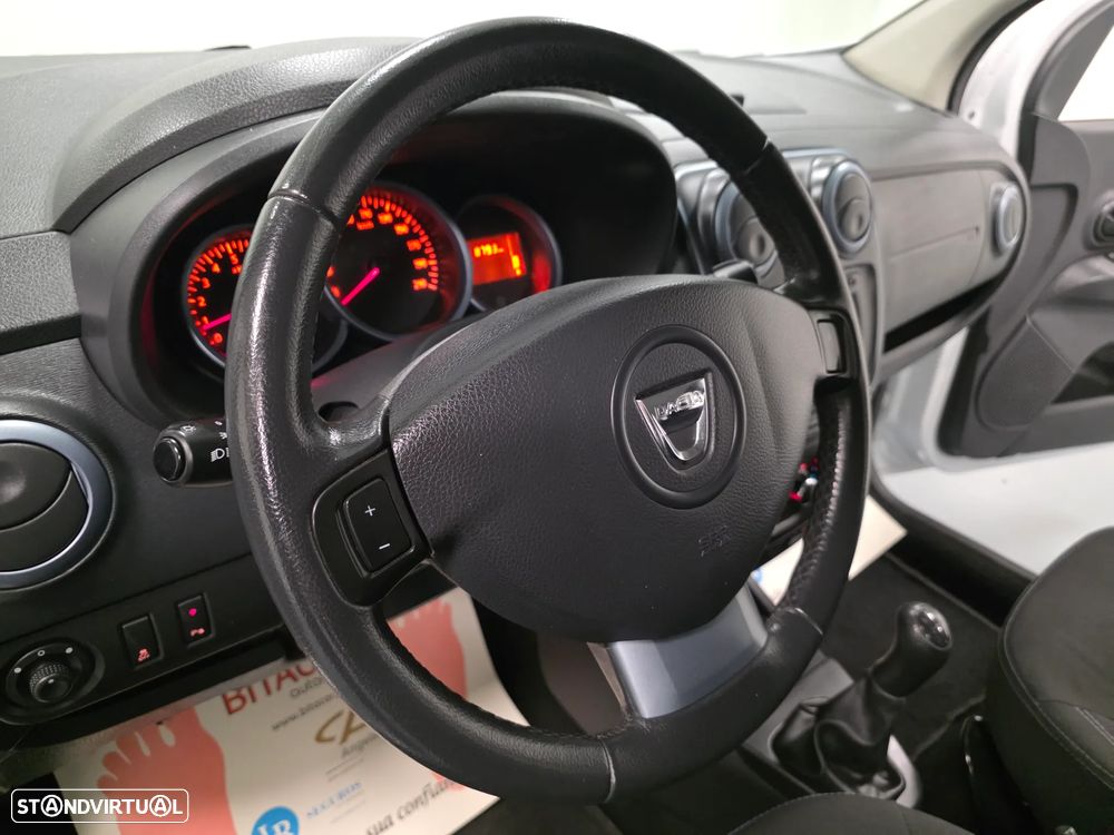 Dacia Lodgy TCe 115 Stepway - 50