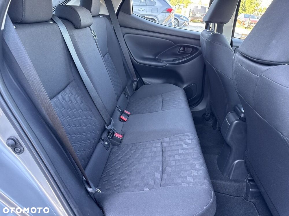 Toyota Yaris - 14