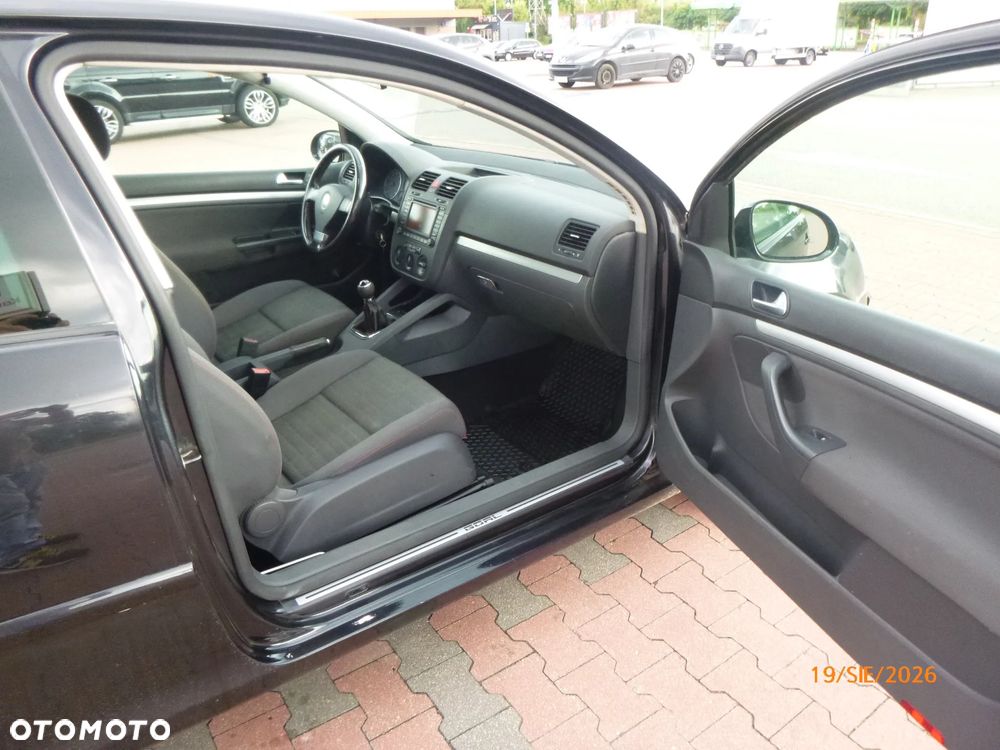 Volkswagen Golf 1.6 Trendline - 8