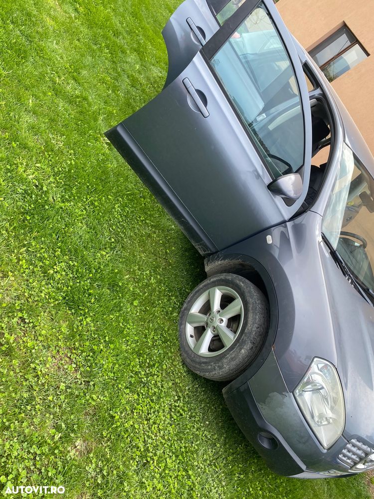 Nissan Qashqai - 3