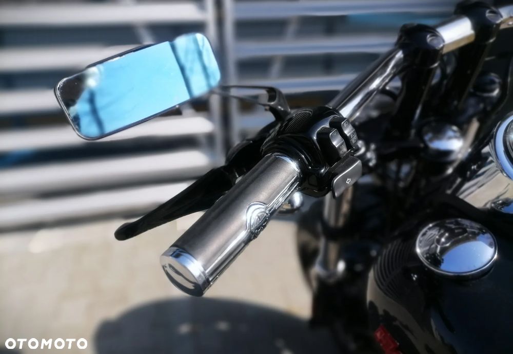 Harley-Davidson Dyna Fat Bob - 11