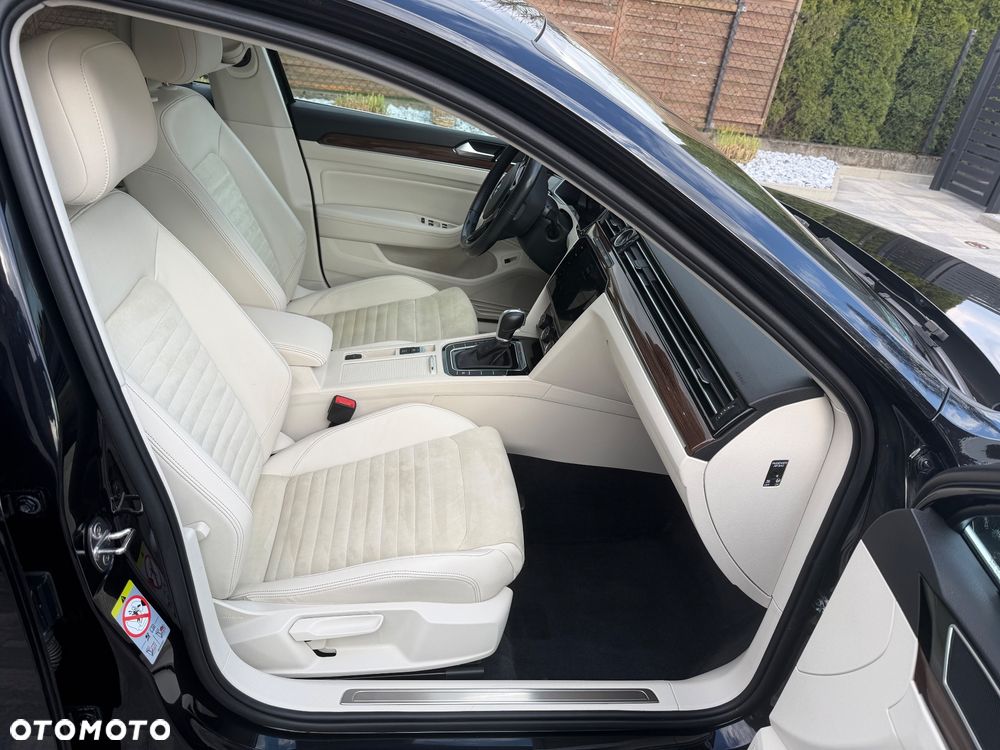 Volkswagen Passat 2.0 TSI 4Mot Elegance DSG - 39