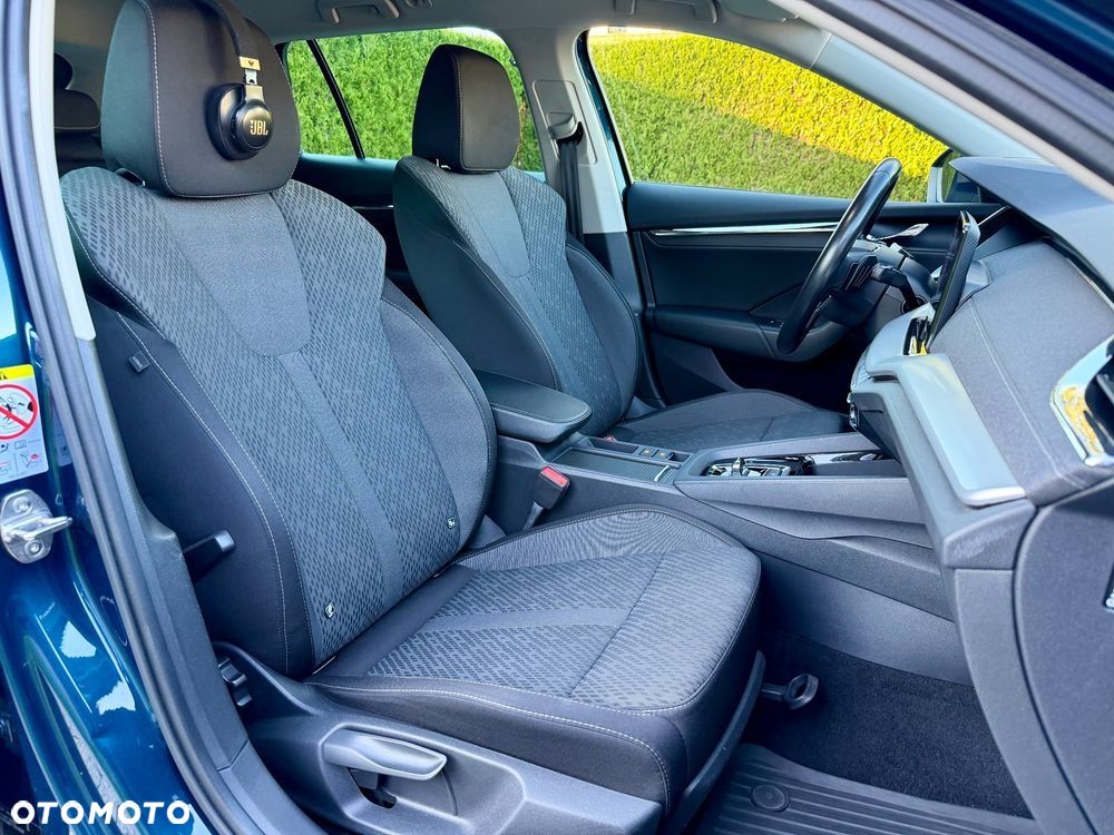 Skoda Octavia 2.0 TDI Style DSG - 13