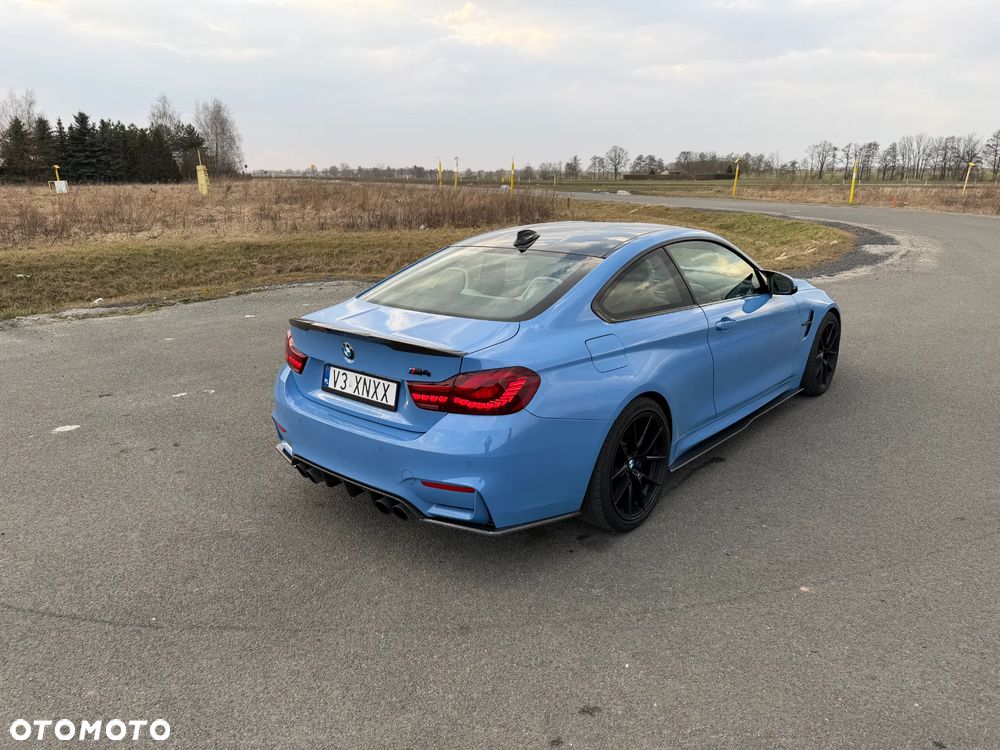 BMW M4 - 5