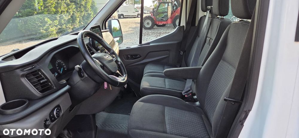 Ford Transit - 10